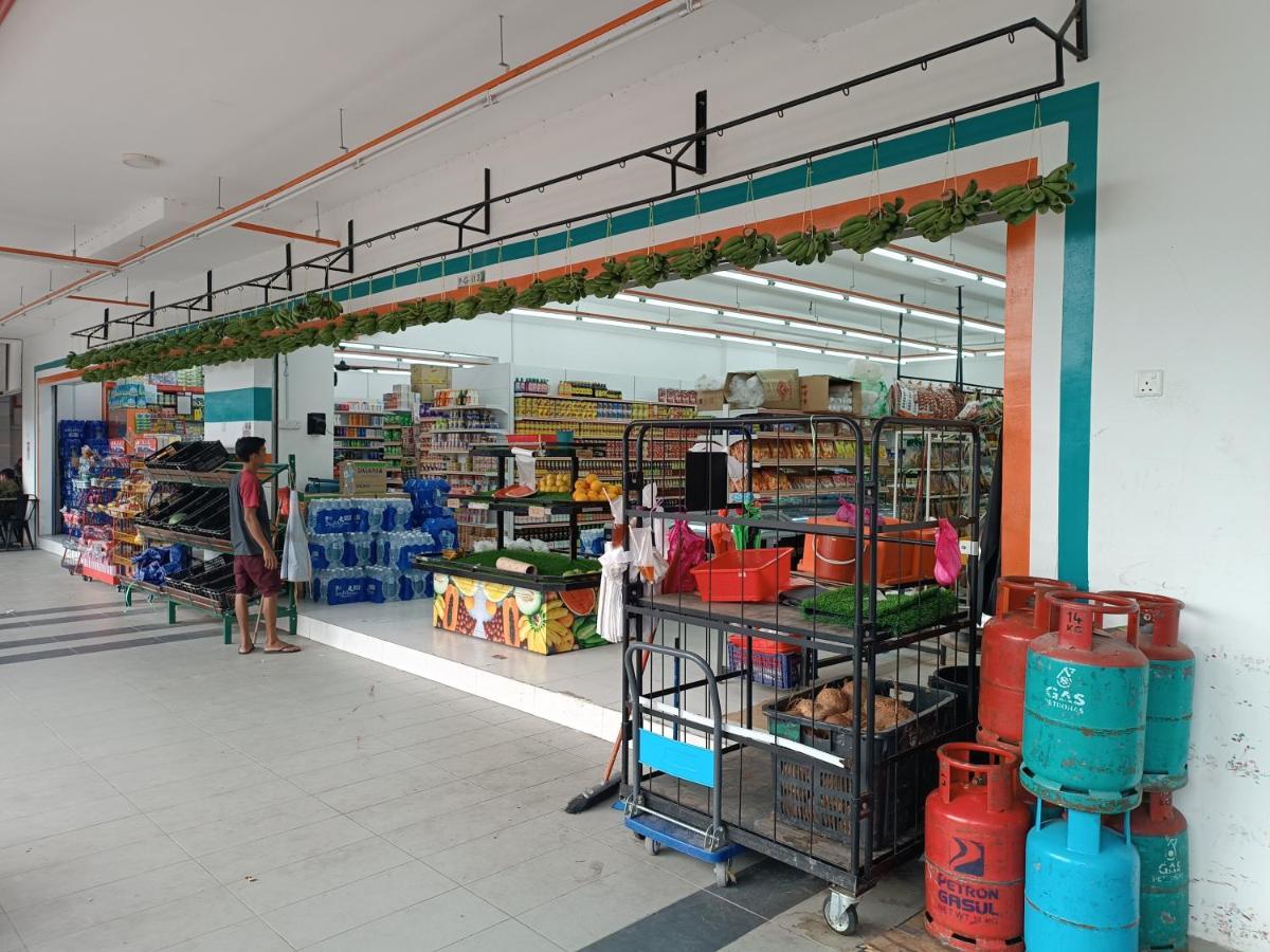 Aisy Homestay Putrajaya Cyberjaya Klia カンパング・デンキル エクステリア 写真