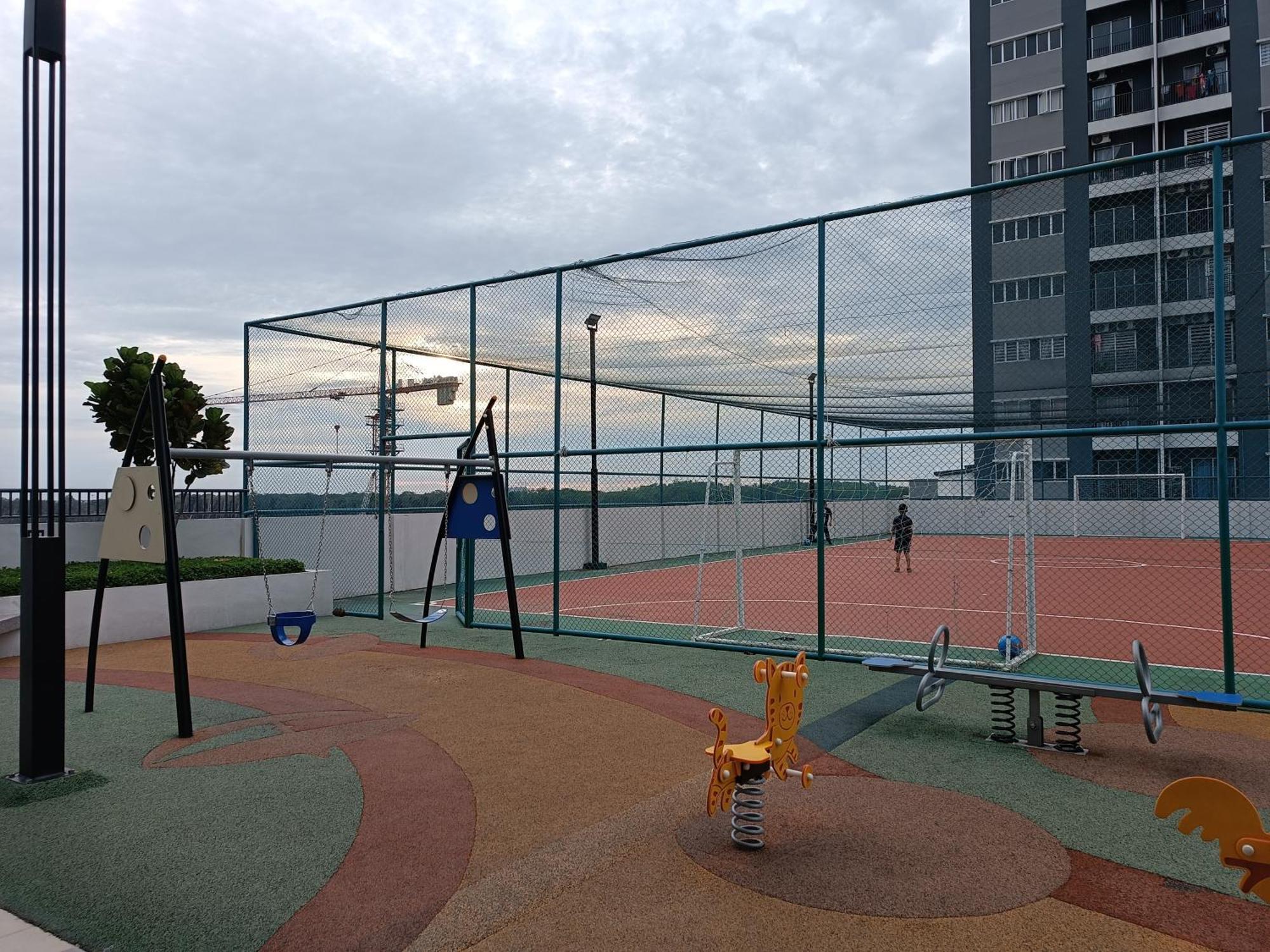 Aisy Homestay Putrajaya Cyberjaya Klia カンパング・デンキル エクステリア 写真