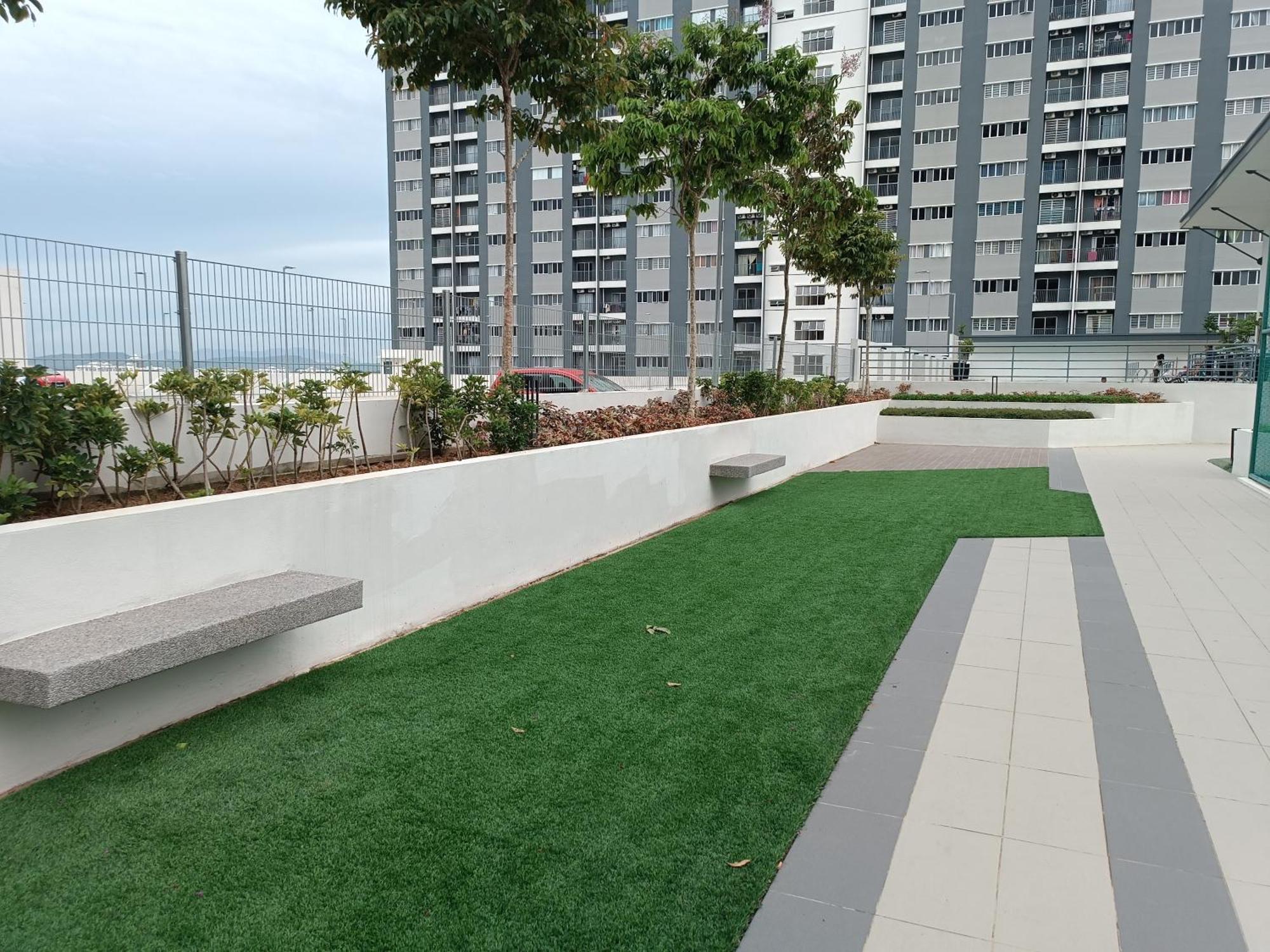 Aisy Homestay Putrajaya Cyberjaya Klia カンパング・デンキル エクステリア 写真